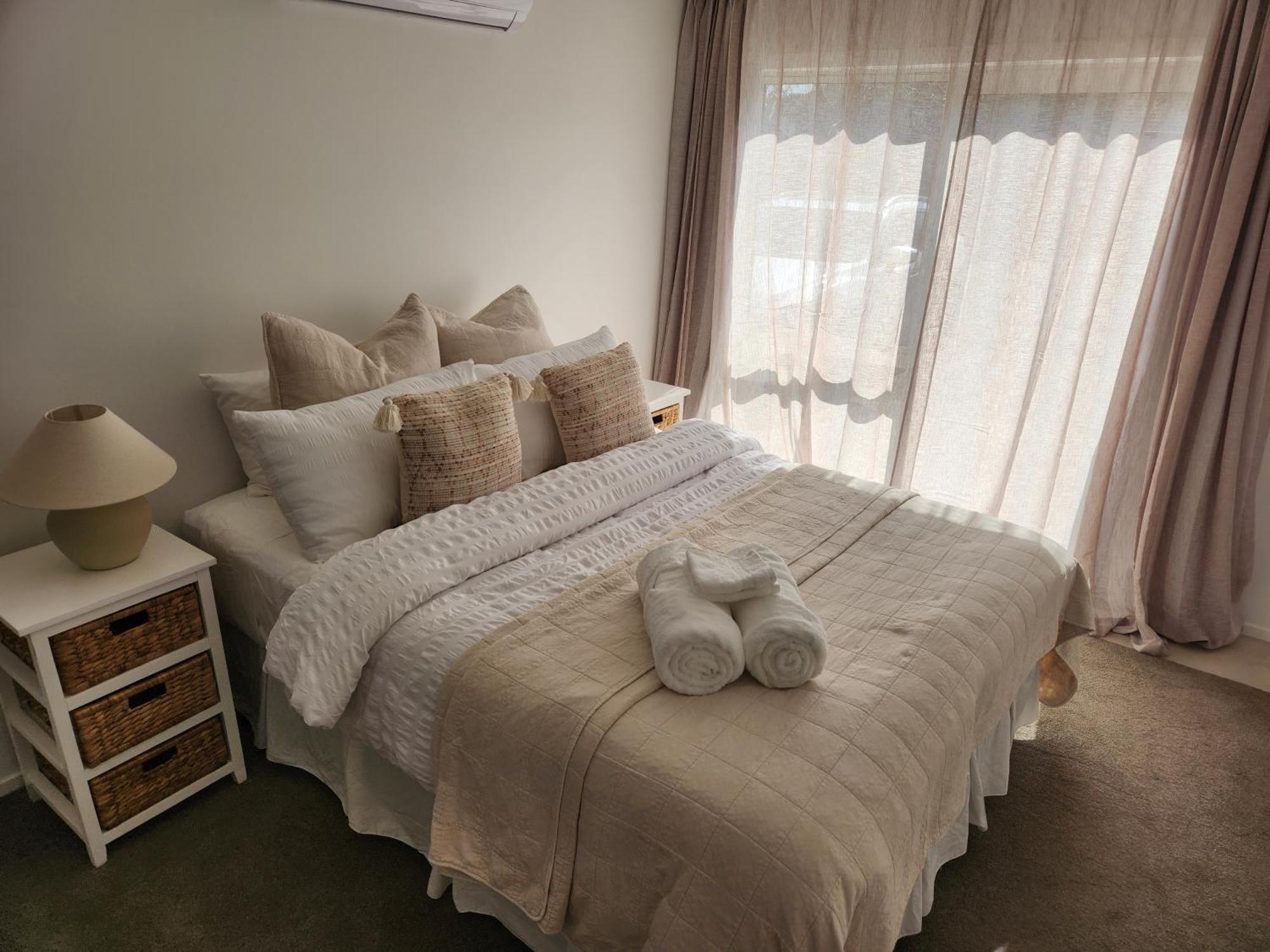Sarah'S Guest House แฮฟล็อค นอร์ท ภายนอก รูปภาพ
